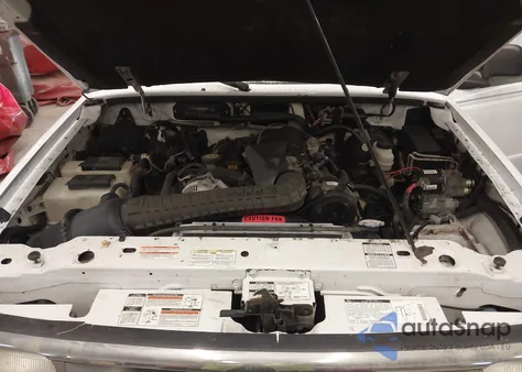 1996 Ford Ranger Super Cab из США, поврежденный, VIN 1FTCR14X2TPA77609